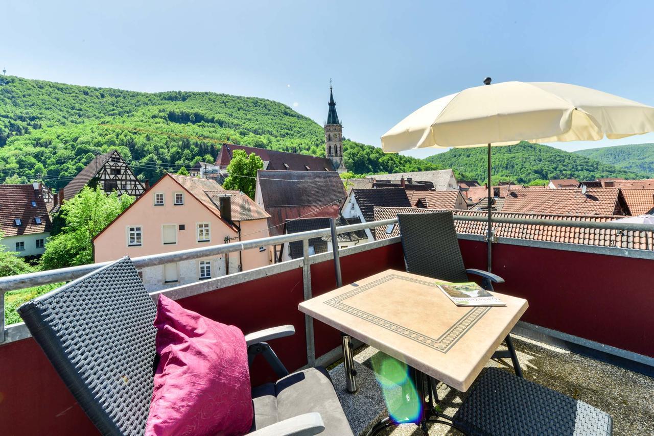Flair Hotel Vier Jahreszeiten Bad Urach Buitenkant foto